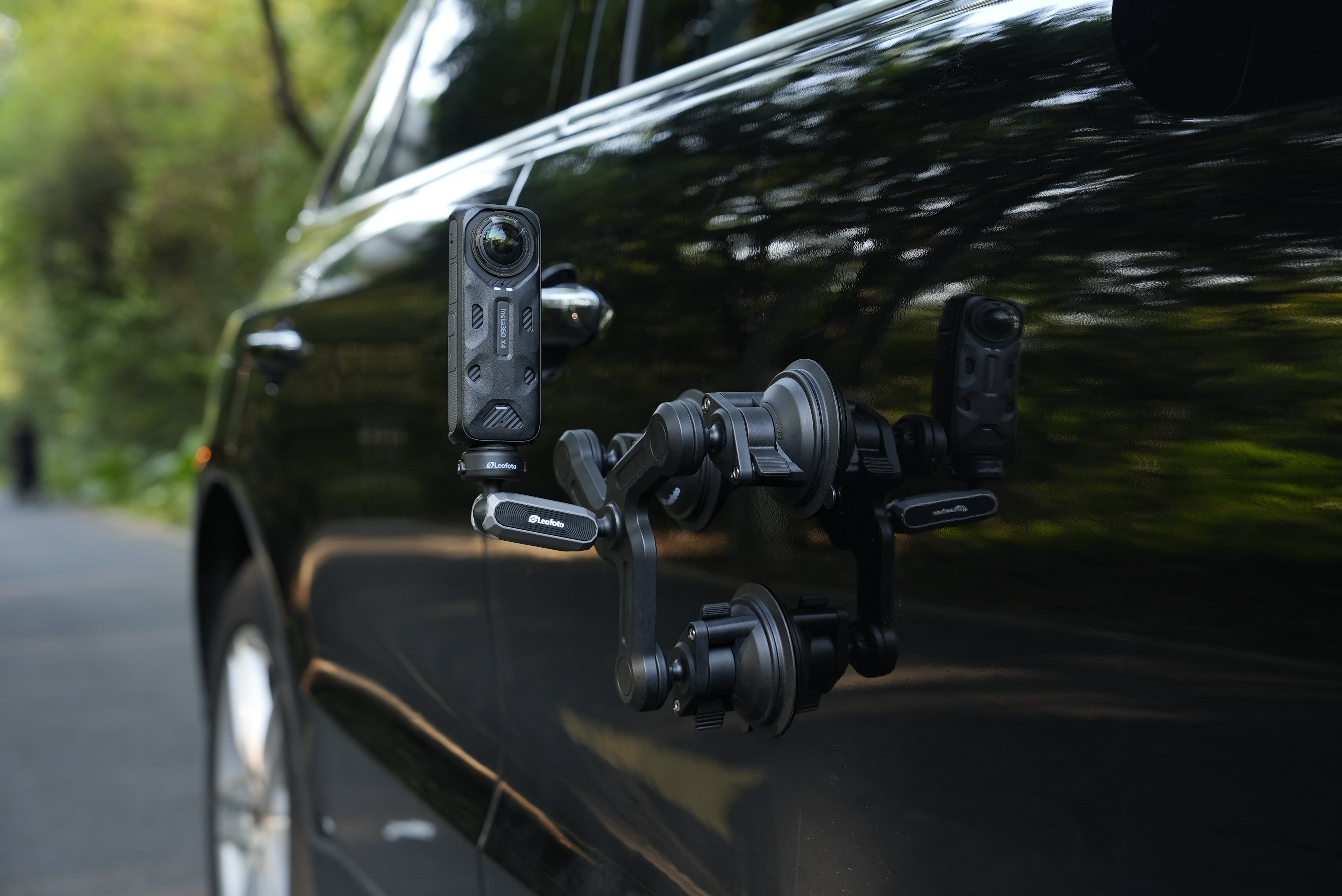 Leofoto  LAC-05 Action Camera with 3 Suction Cup Mount