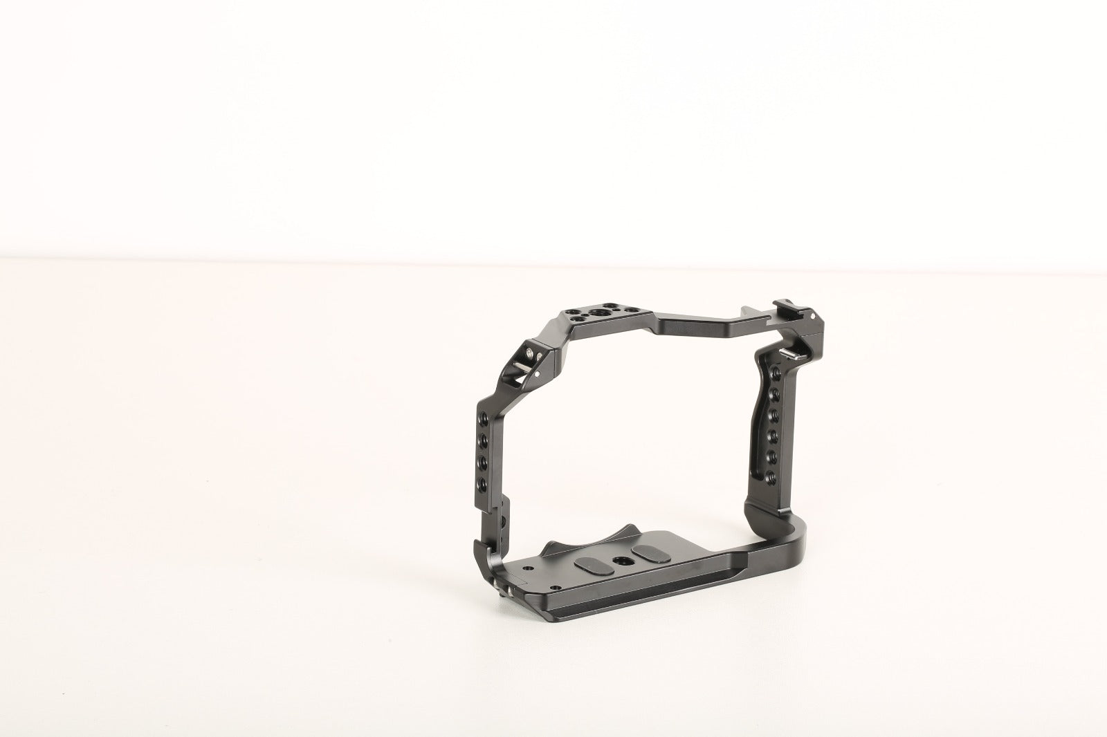 Leofoto Camera cage for Canon EOS R7