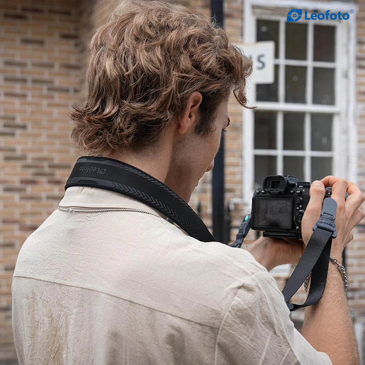 Leofoto L-CS-207 / 208 / 209 / 210 Premium Comfort & Adjustable Camera Straps - Shadow Black