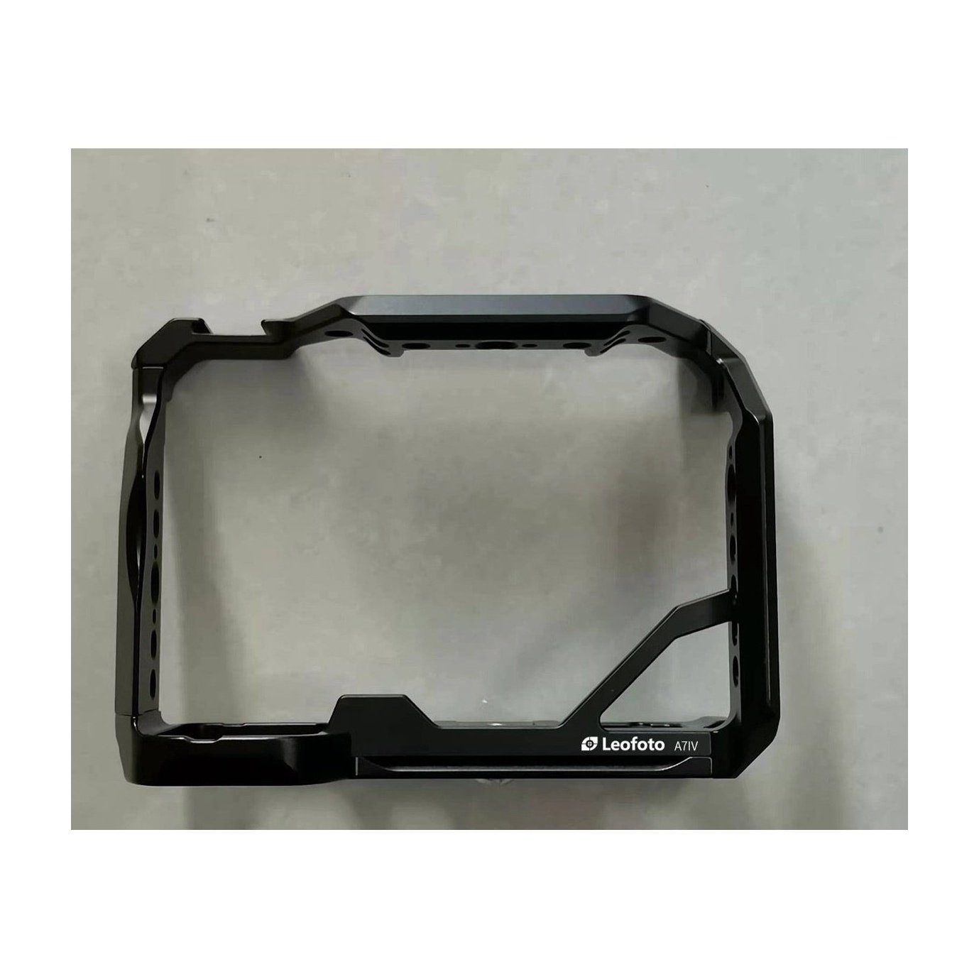 Leofoto Camera Cage for A7M-IV/A7IV leofoto-india
